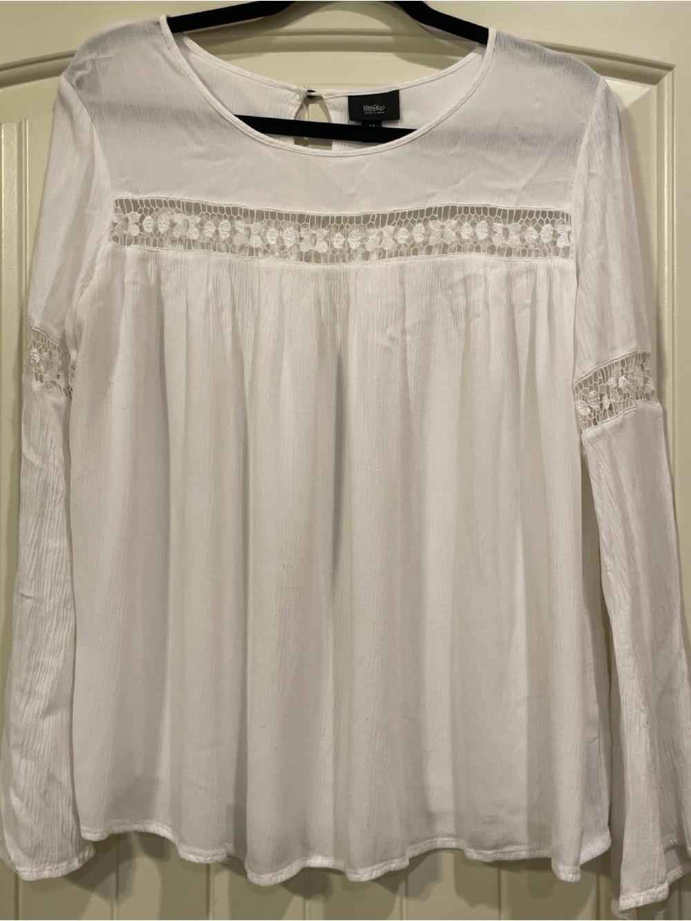 Mossimo Supply Co. White Lace-Trim Long-Sleeve Peasant Top